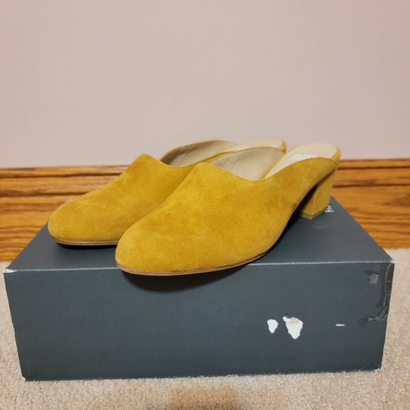Eileen Fisher Brief Suede Mule New Elegant Mustard Tan Size 8 With Box $195‎ - Picture 2 of 11